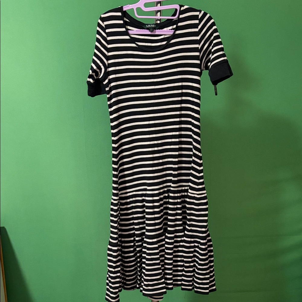 Universal Thread Striped Black and Cream Midi Dress